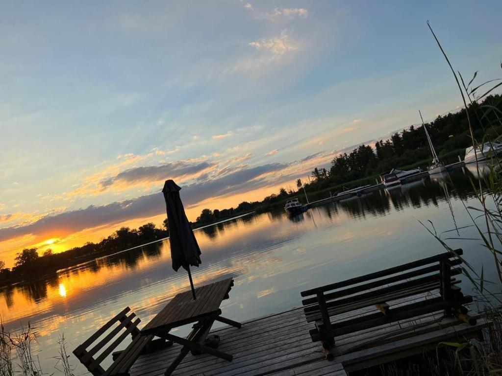 Domek Nad Jeziorem Мыслибуж Экстерьер фото